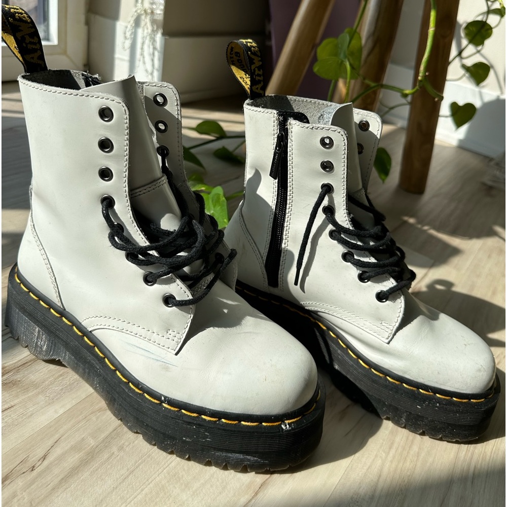 PLATFORM DOC MARTENS!